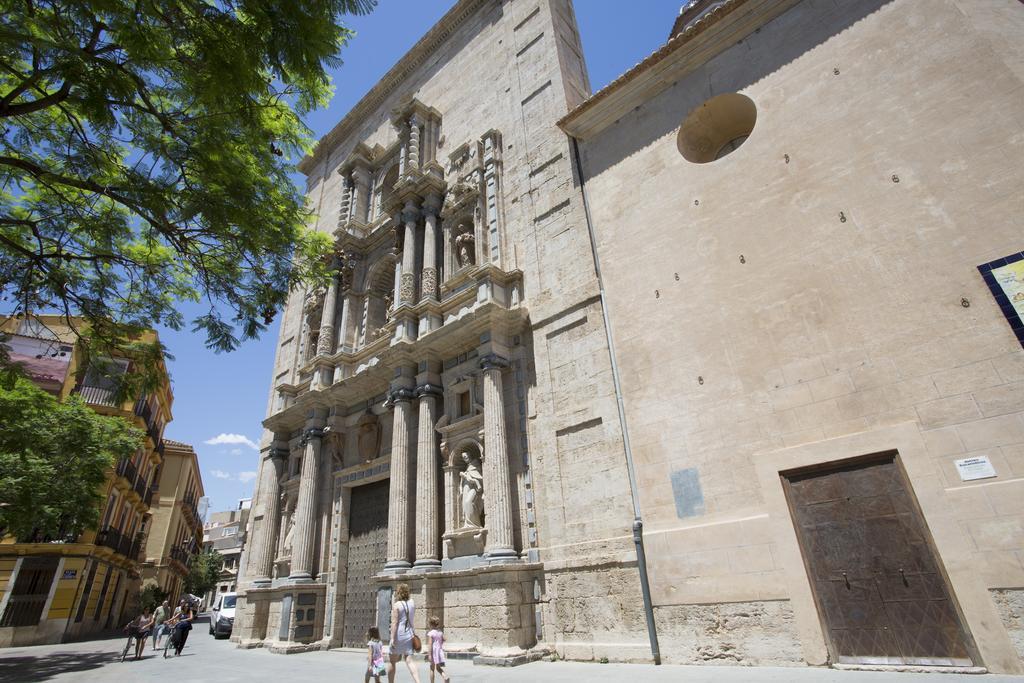 Singularstays Plaza Del Carmen Valencia Exterior foto