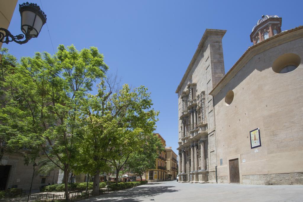 Singularstays Plaza Del Carmen Valencia Exterior foto